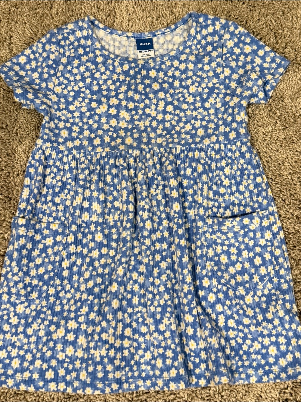 Old Navy Blue Daisy Knit Dress with Pockets